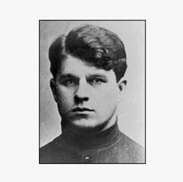 Разведчик Сыроежкин