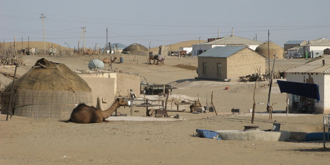 Каракумы - чёрные пески Туркменистана: как живут там, где жить нельзя