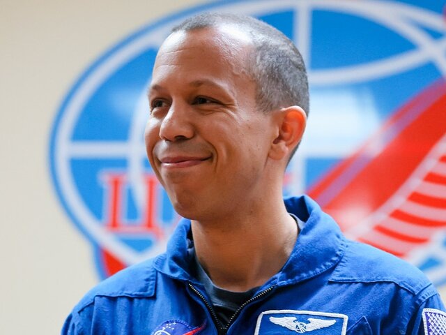    Фото: ТАСС/Сергей Савостьянов