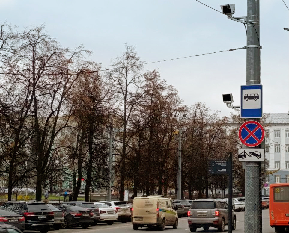    Комплекс фиксирует непредоставление преимущества пешеходам на «зебре»