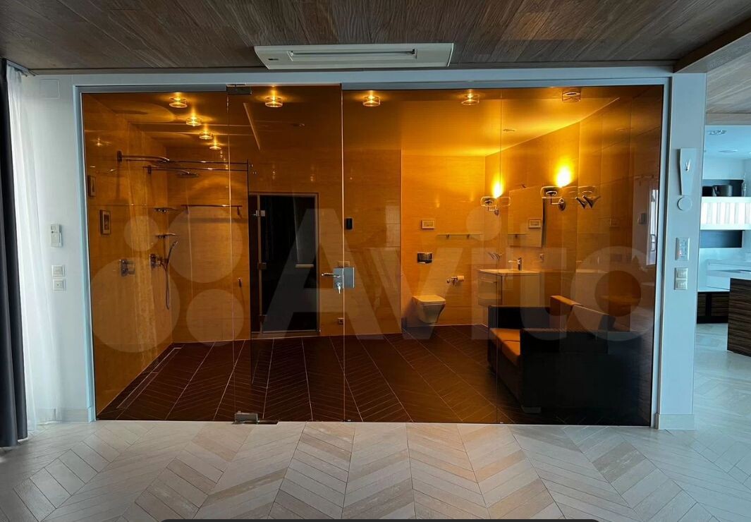    Предполагаемую квартиру экс-губернатора Карелии продают за 69,9 млн рублей©Авито