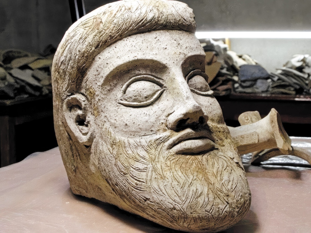 Терракотовая голова мужчины со дна Керченского пролива