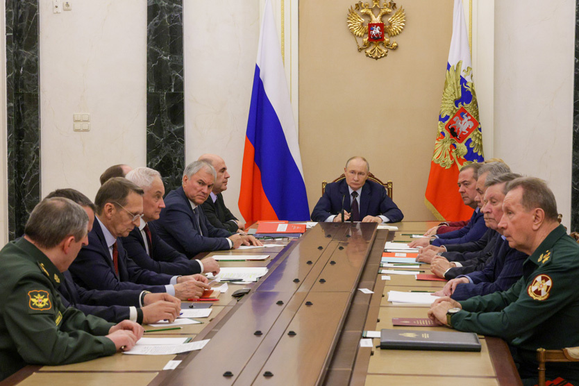    Владимир Путин на совещании с членами Совета Безопасности   
Фото: Гавриил Григоров / ТАСС