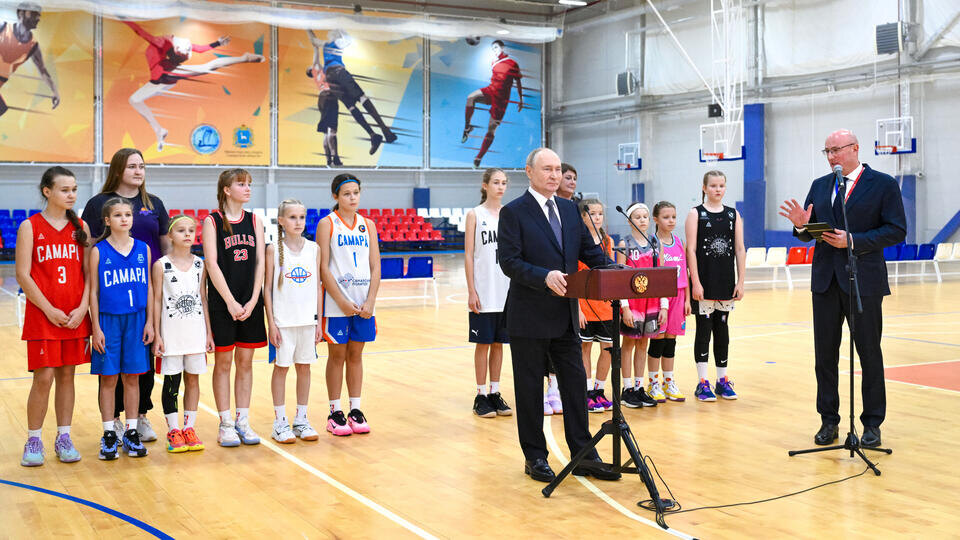     Путин назвал волейбол народным видом спорта в России РИА Новости/Кристина Кормилицына