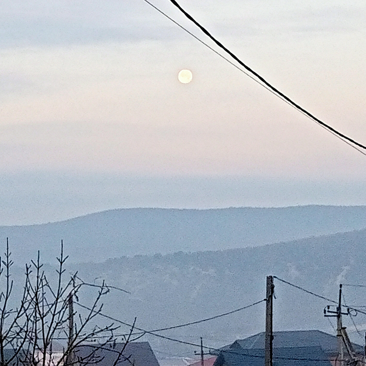 Ещё рассветная луна