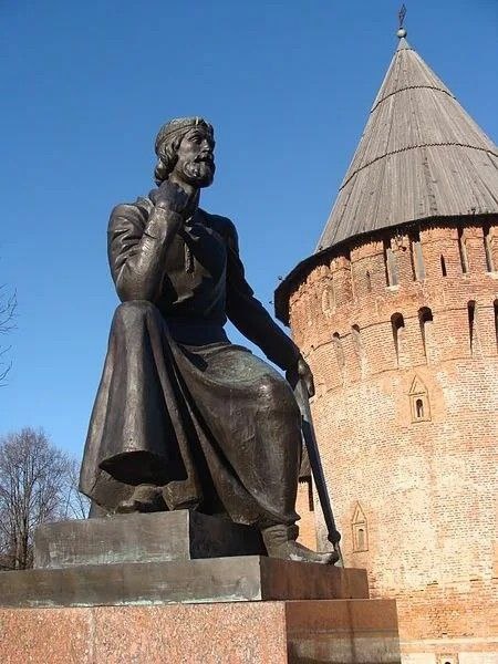 Памятник Федору Савельевичу Коню в Смоленске, фотография из открытых источников Яндекса