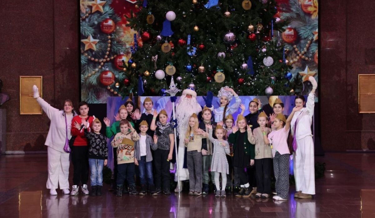     «Ёлка Победы» в Музее Победы. Источник: victorymuseum.ru Автор фото: Пресс-служба Музея Победы