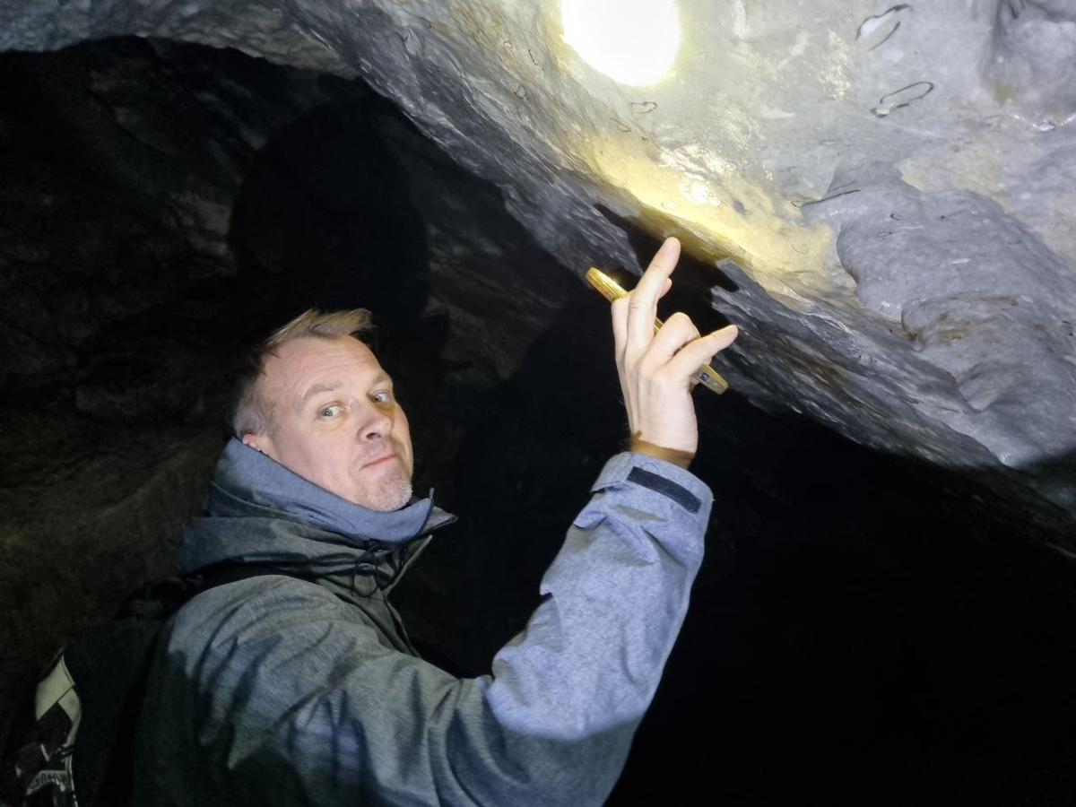 Не забудьте взять с собой фонарик