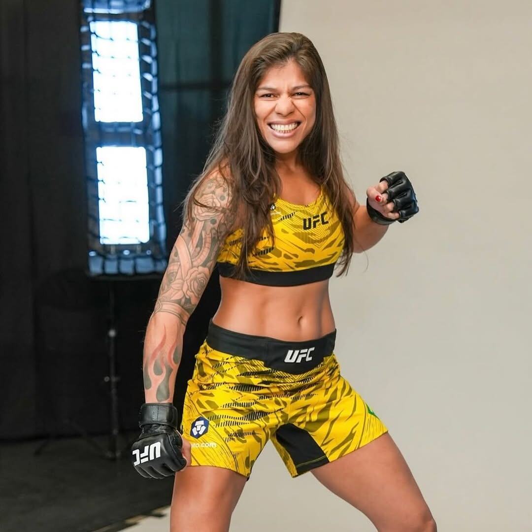     Майра Буэно Силва