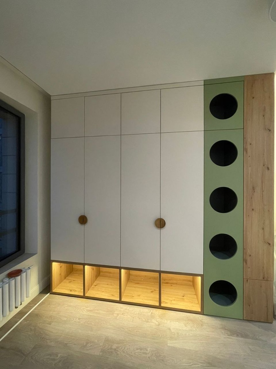 Встраиваемый распашной шкаф Hansa Mebel