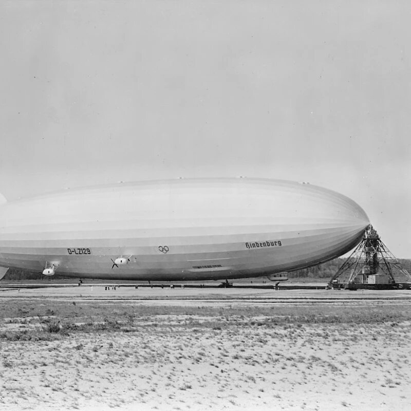 Дирижабль «Гинденбург»