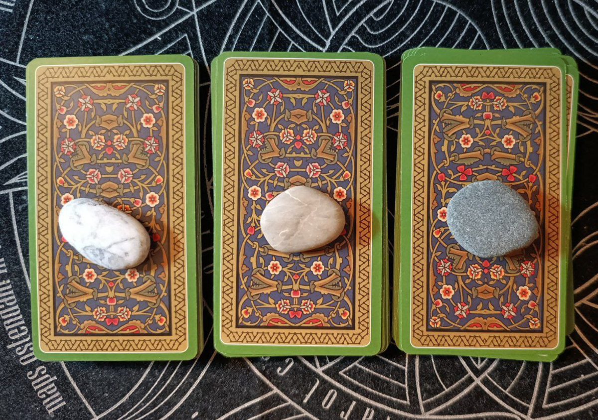 💼🔍 Ваш деловой прогноз: ключевые события до конца месяца! (три варианта) 📈📅