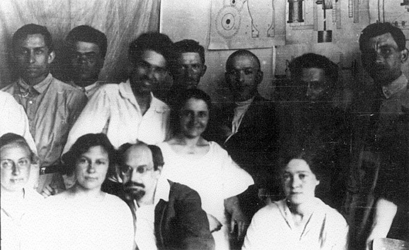 А. Лурия вместе с Л. Выготским и другими (1920-1930-е годы)