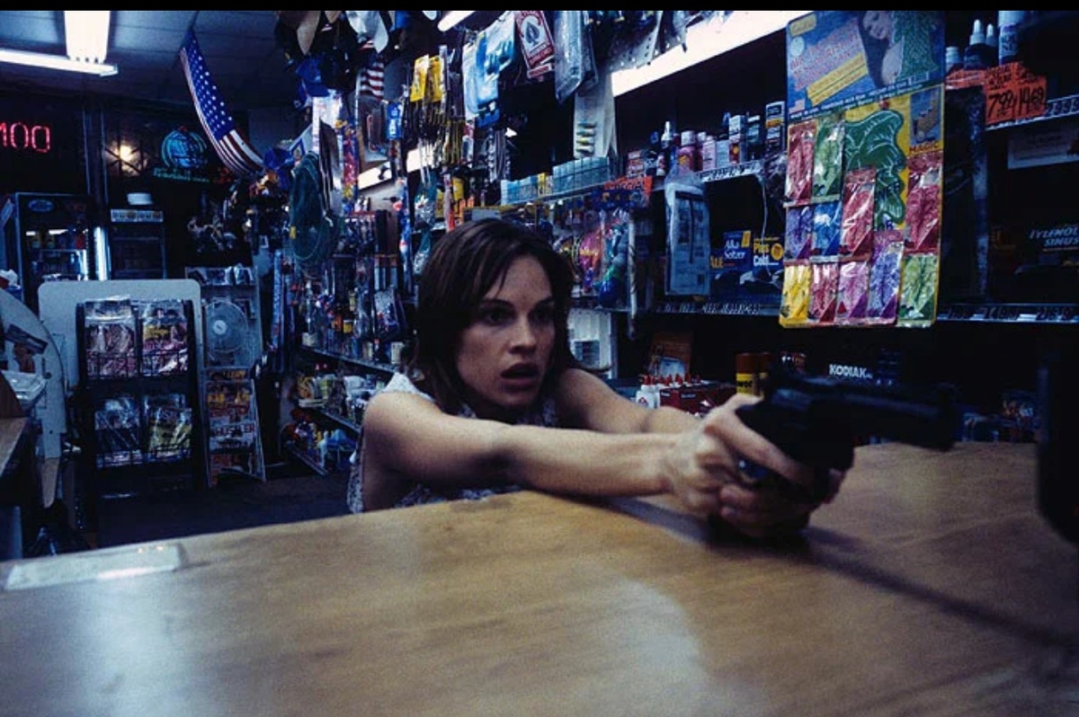 Кадр из фильма. 7,1 из 10 — рейтинг  по версии IMDb , КиноПоиск 7.3 из 10.