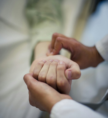 Диалог между врачом и пациентом - это всегда таинство. И это всегда трудно, даже когда кажется, что легко и обыденно. Фото by supa.ru