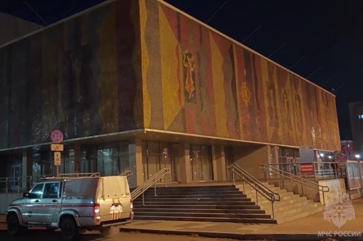    В Абакане чуть не сгорел драмтеатр