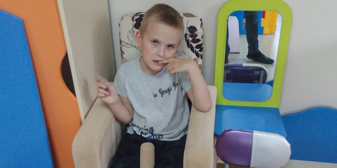 «Многие советовали отказаться от сына»: отец-одиночка из Пермского края борется за ребёнка-инвалида