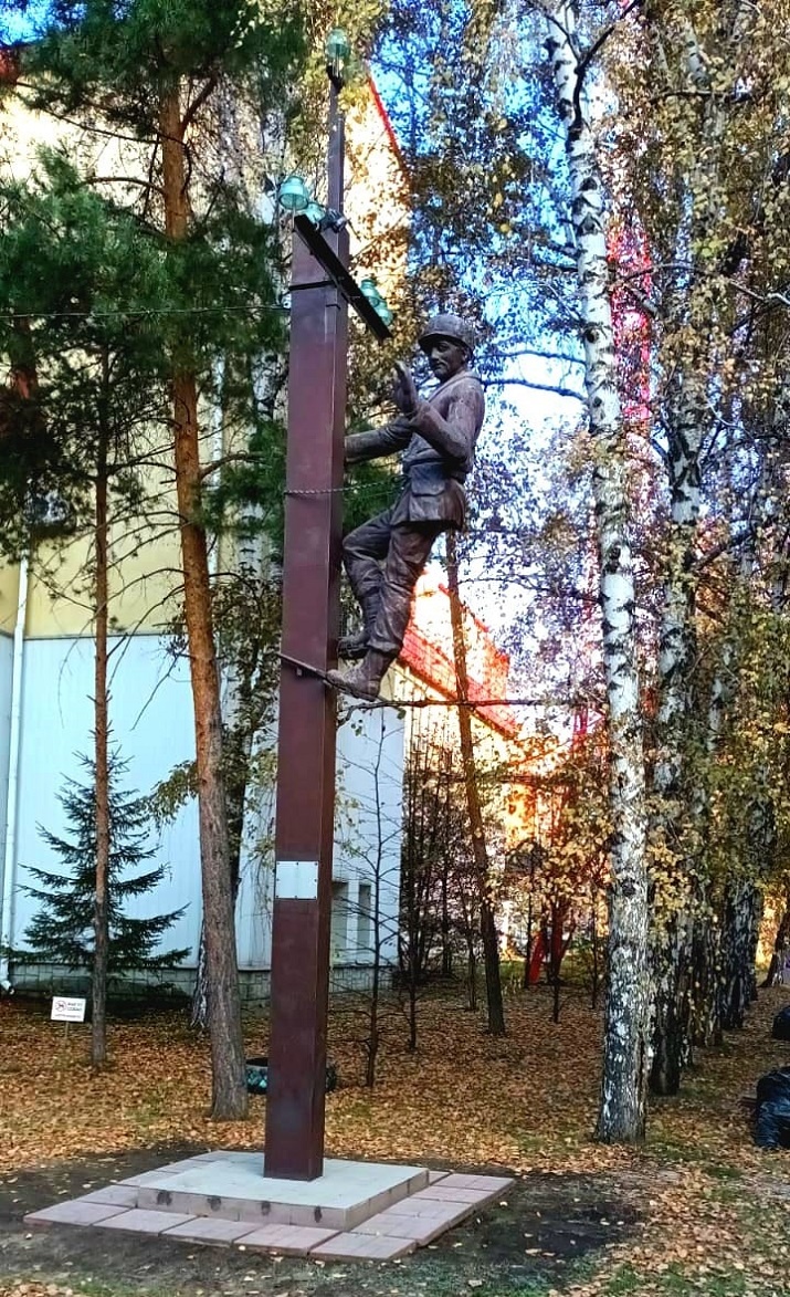 Такой улыбчивый, доброжелательный - Как живой