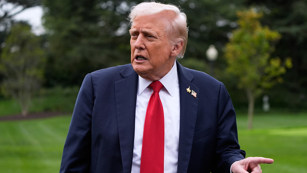   Alex Brandon / AP- Дональд Трамп