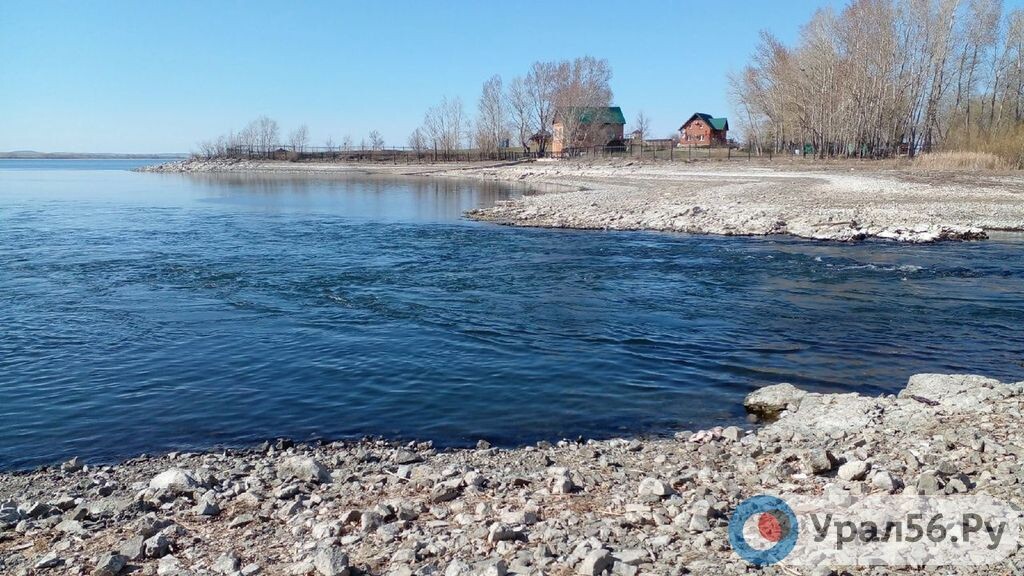    Температура воды в водоемах Оренбургской области опустилась до +1,+5°С