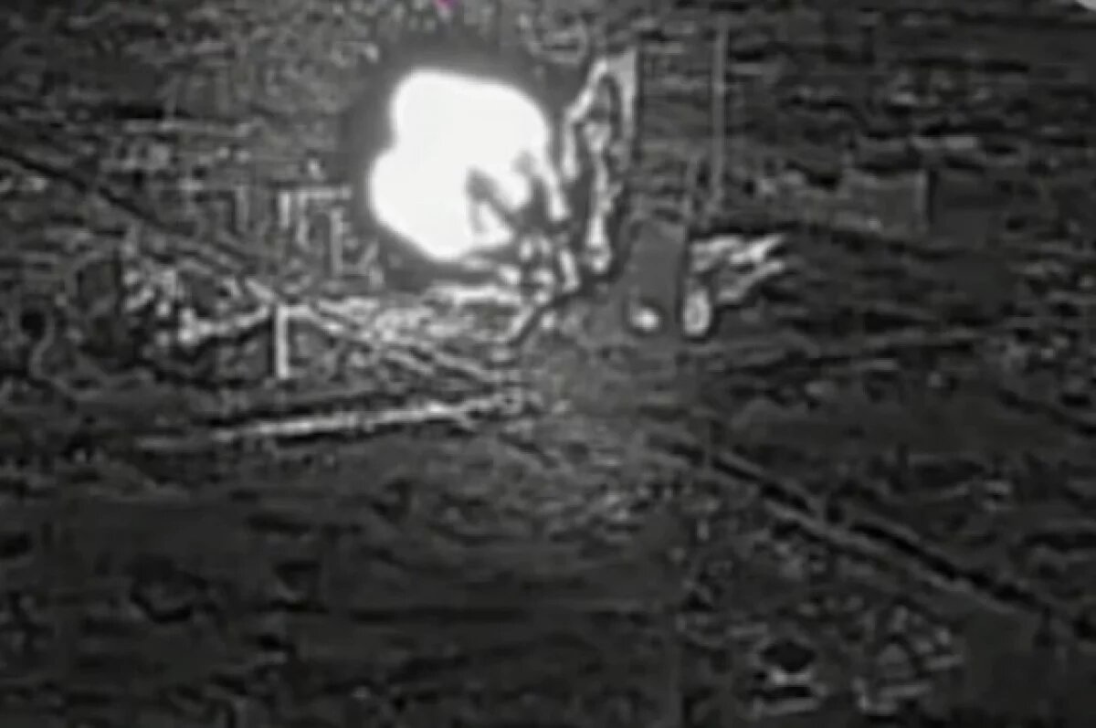    Ночью российские операторы дронов на харьковском направлении поработали на славу.