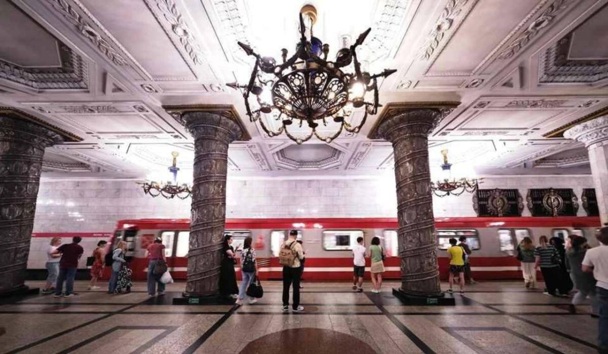     Метро. Источник: spb.kp.ru Автор фото: Алексей Булатов