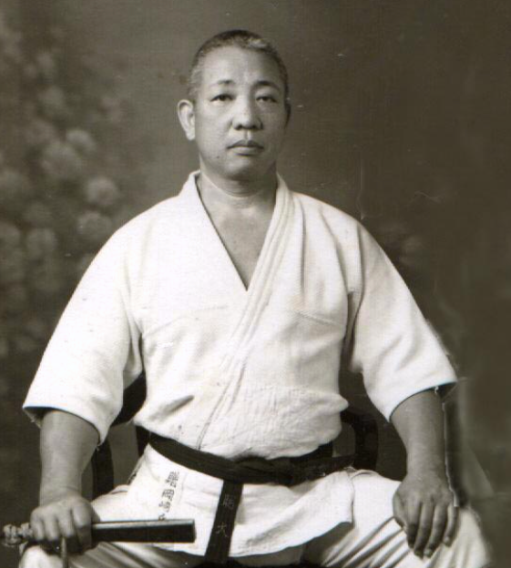 Сейширо Окадзаки. Фото с сайта http://www.shinzenkai.com/p/history-and-principles-of-danzan-ryu.html