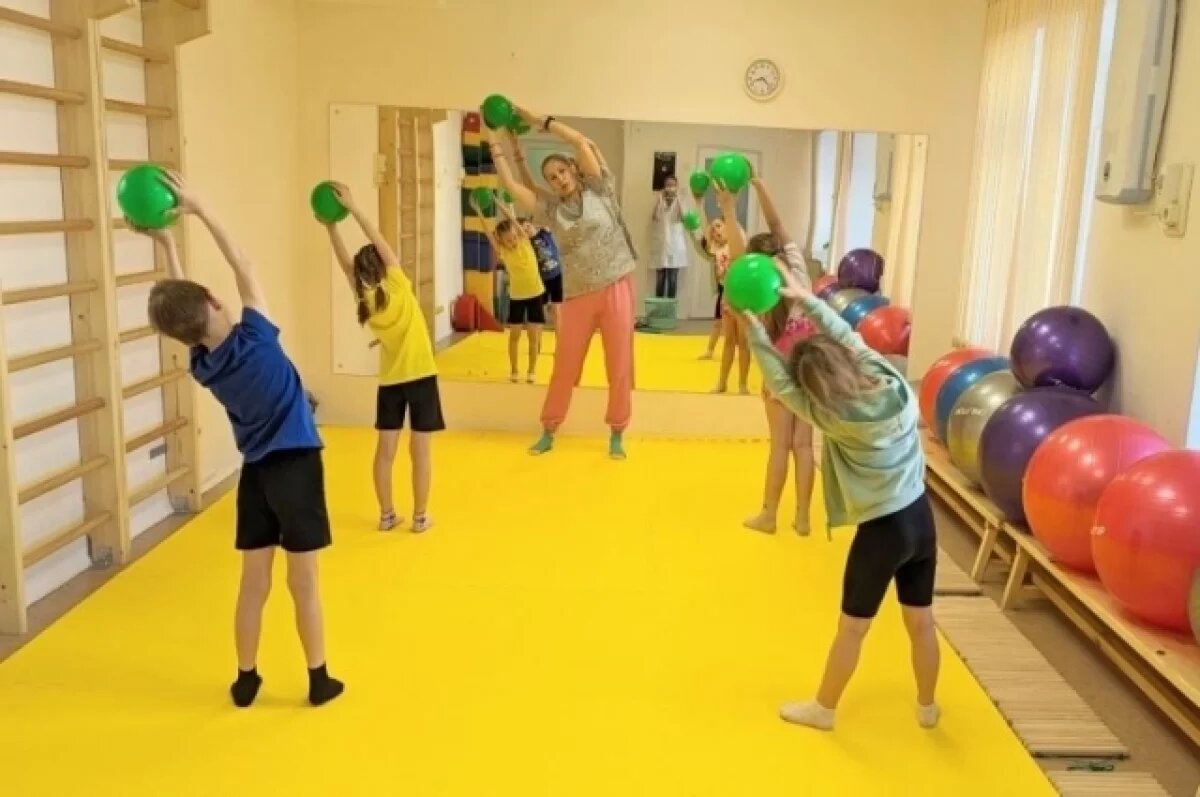    В Екатеринбурге с 10 ноября начнется запись в лагеря на зимние каникулы