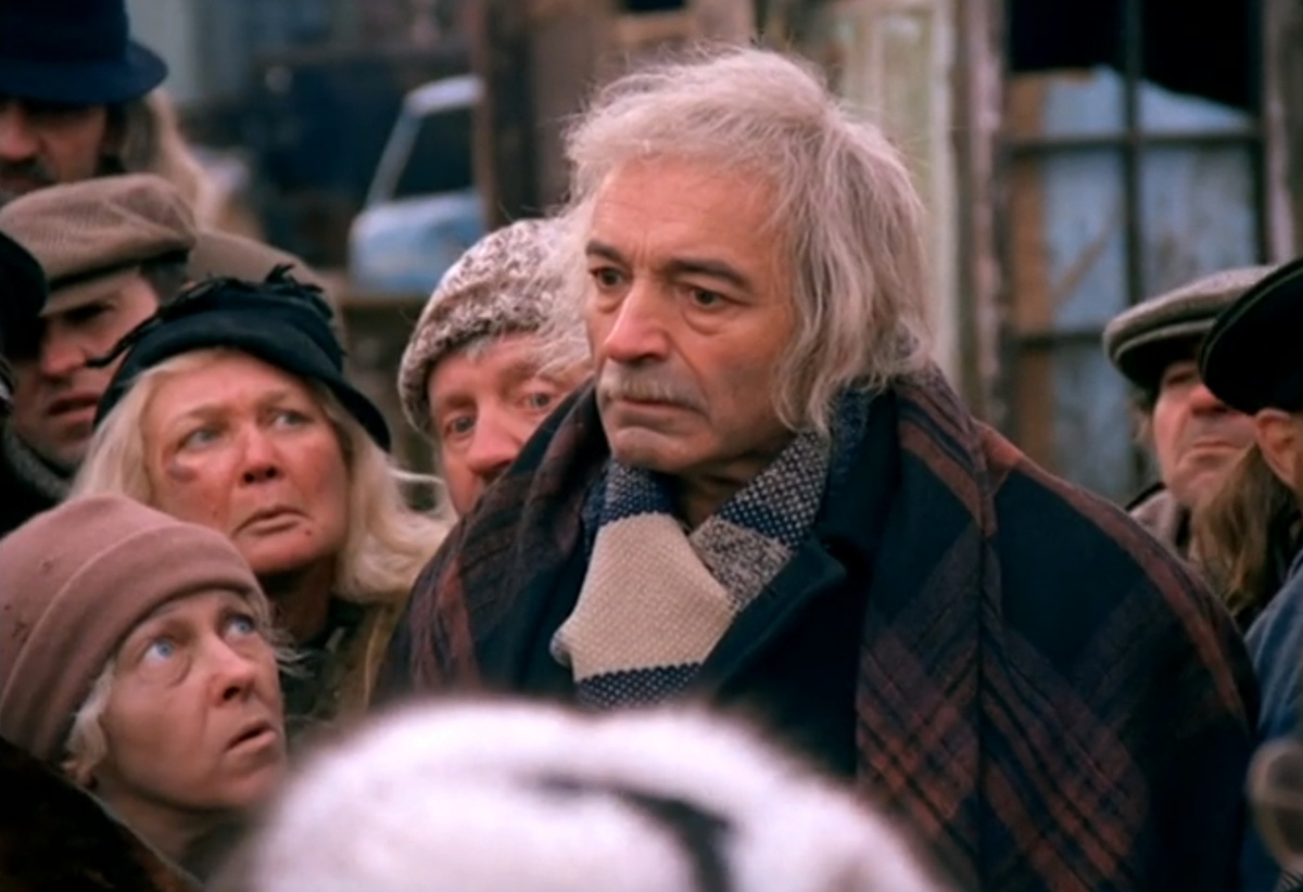 Кадр из фильма Рязанова «Небеса обетованные»