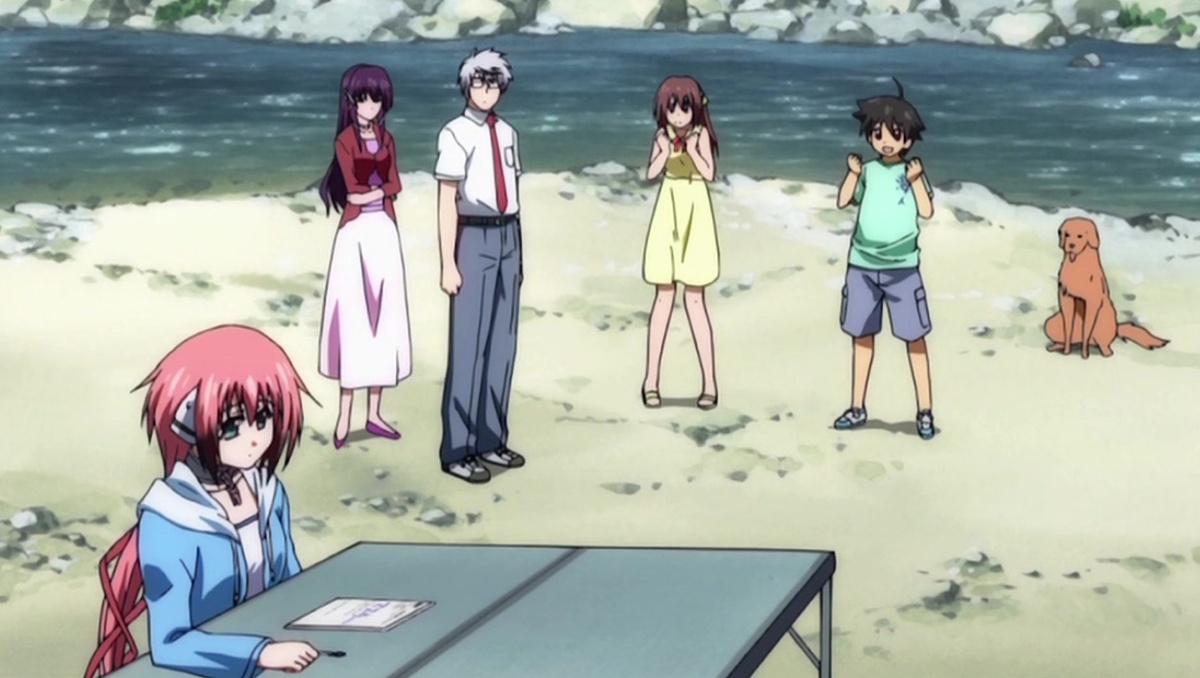 Практически все действующие персонажи в одном месте.