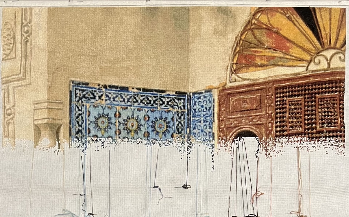 Вышитый участок картины