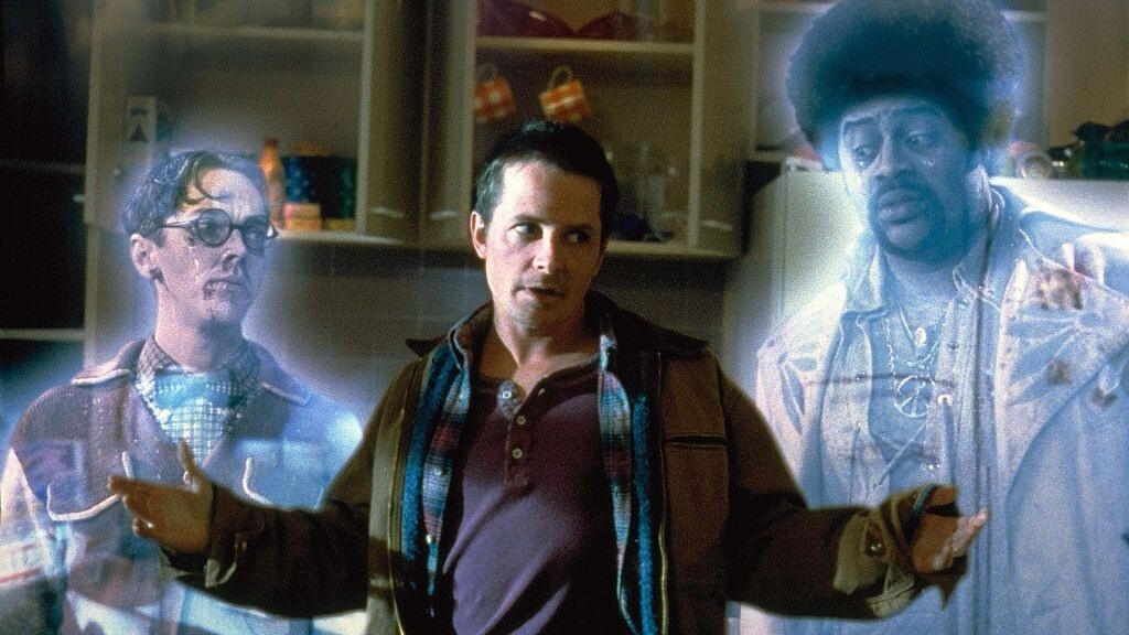  Кадр из фильма «The Frighteners» (1993) принадлежит Universal Pictures и Universal Studios. Использование в статье соответствует принципам добросовестного использования (fair use) для культурного анализа. Персонаж не является товарным знаком, но его образ защищён авторским правом.