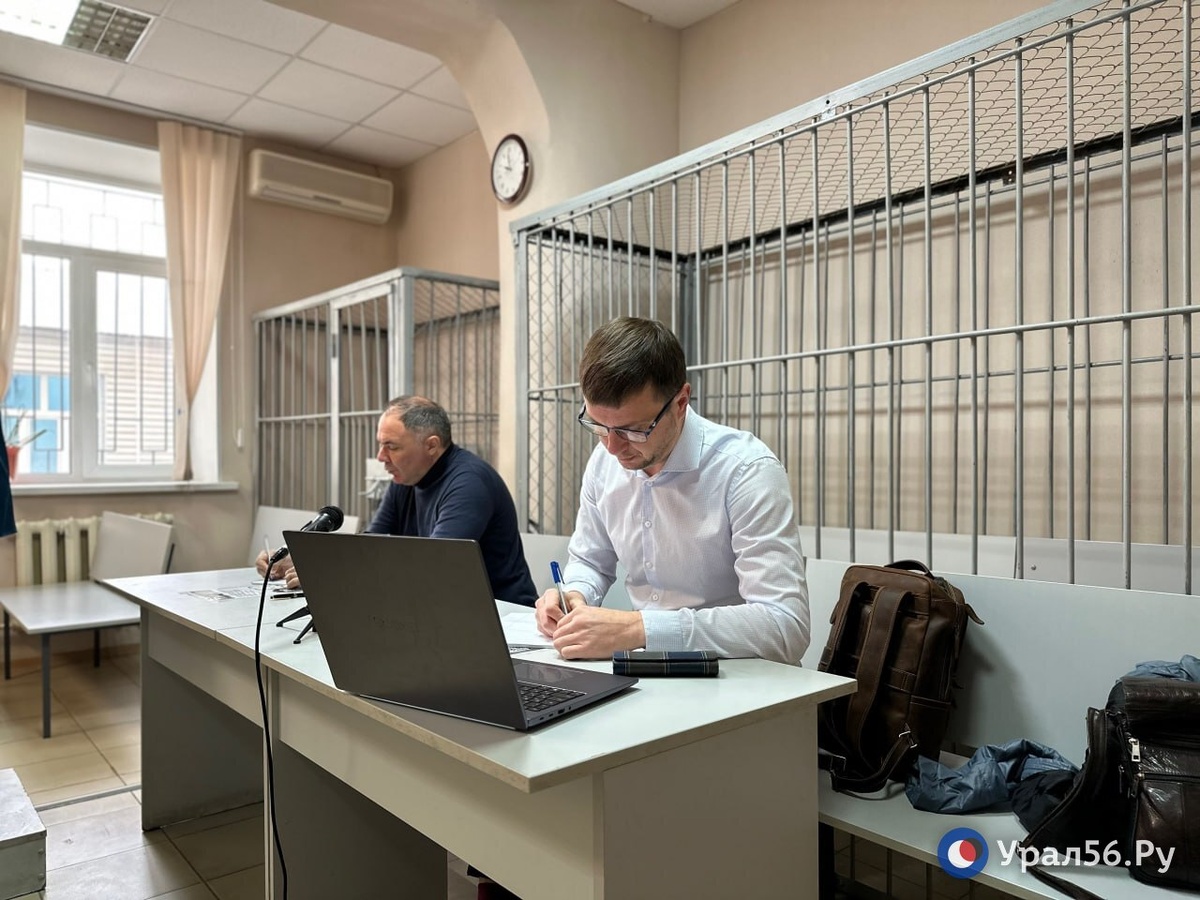    Арест на имущество экс-министра природных ресурсов Александра Самбурского продлен до февраля