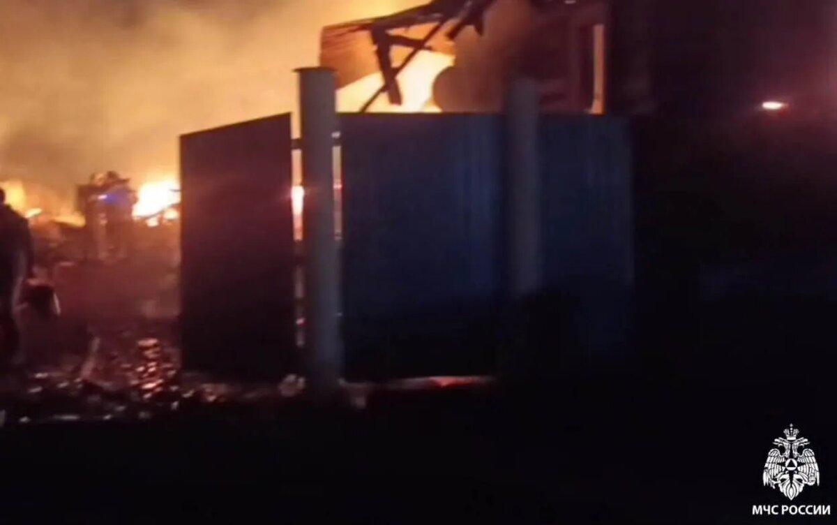    Пожар полностью уничтожил хозяйство в Можгинском районе