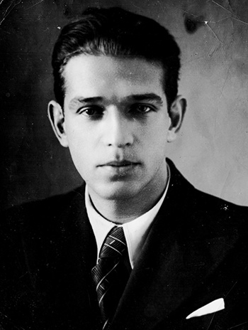  Виктор Кручинин. Фото 1940 года