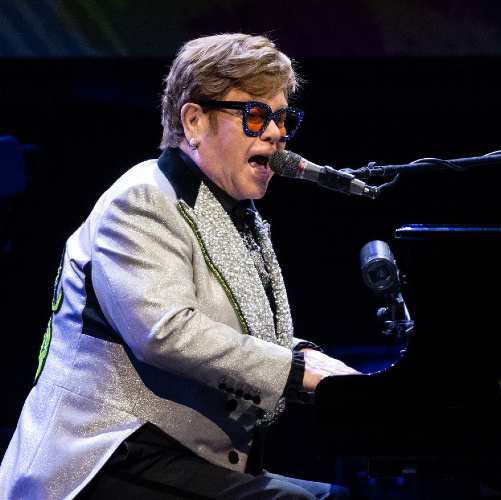    Элтон Джон / sanktpeterburg.bezformata.com