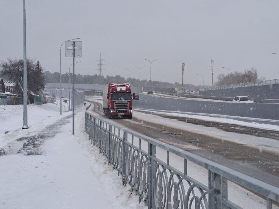    Открытие развязки на Змеиногорском тракте в Барнауле. Источник: "Толк"