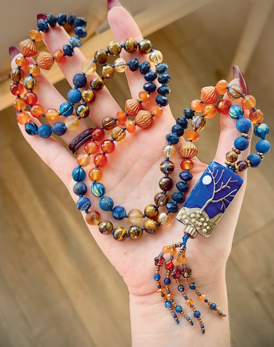 Бусы, сердолик, цитрин, лазурит, агат,
тигровый глаз