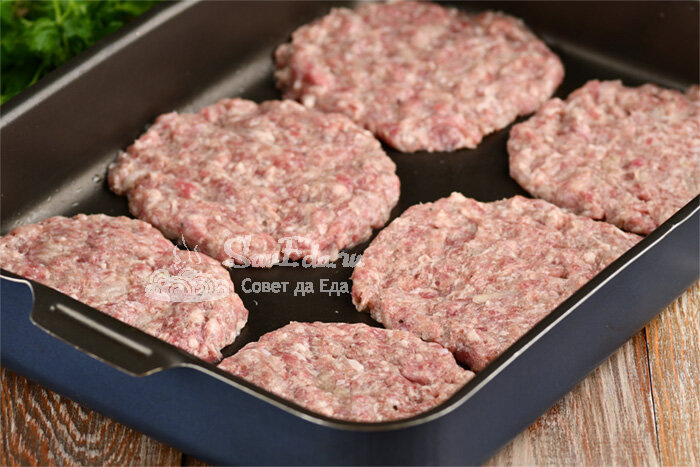 Блюдо из фарша, которое вас точно удивит вкусом (без сыра, майонеза и сметаны)