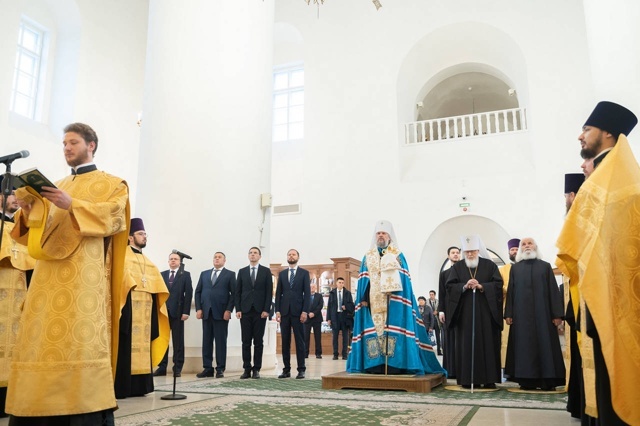 Тверской митрополит отслужил молебен в связи с назначением нового главы региона