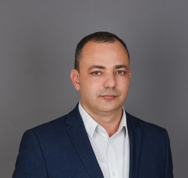 Администрация города требовала снести жилой дом, но суд встал на сторону собственника. Рассказываем, как независимая экспертиза и грамотная юридическая защита помогли сохранить недвижимость.