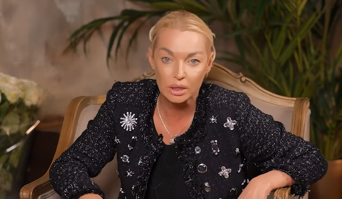 Анастасия Волочкова. Фото: YouTube / @VeraGaneeva