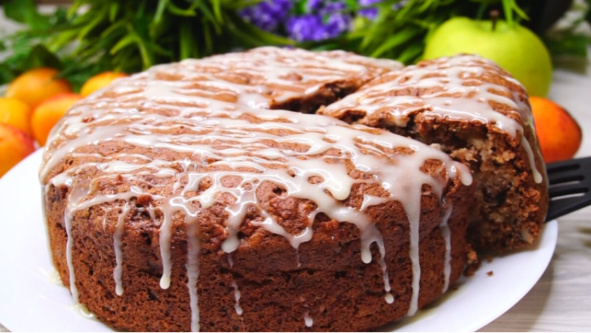 Рецепт из старой тетради, который до сих пор поражает всех. Этот яблочный пирог не оставит шансов магазинным десертам.