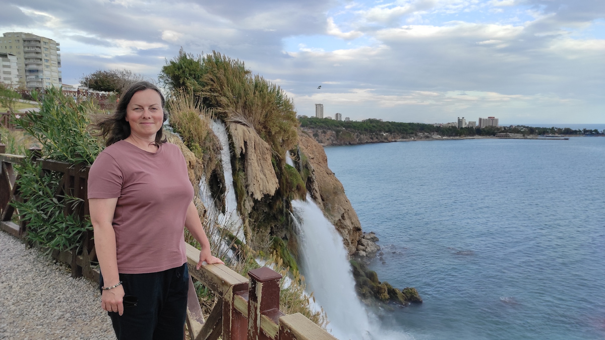 На Нижнем Дюденском водопаде в Анталье, на высоте 40 метров над уровнем моря. Фото: Кирилл Полиенко/Polienko: путешествуем вдвоём