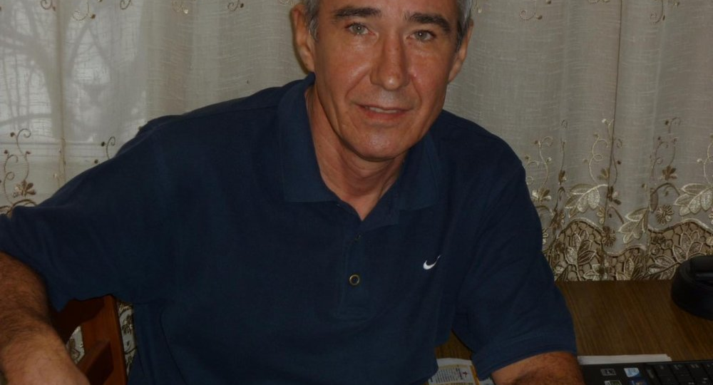 "Три раза за ночь и это не предел": мужчина (51 год) превратил свидание в спектакль, что скрывалось за рассказами о "былой удали"