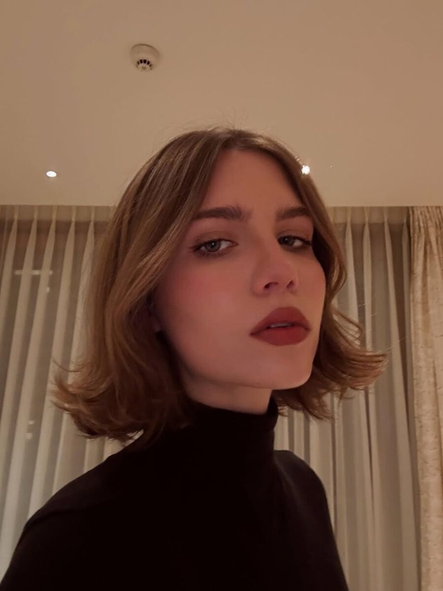    Мария Юмашева c бойфрендом Глебом Березовским. Источник: @yumashkaa*