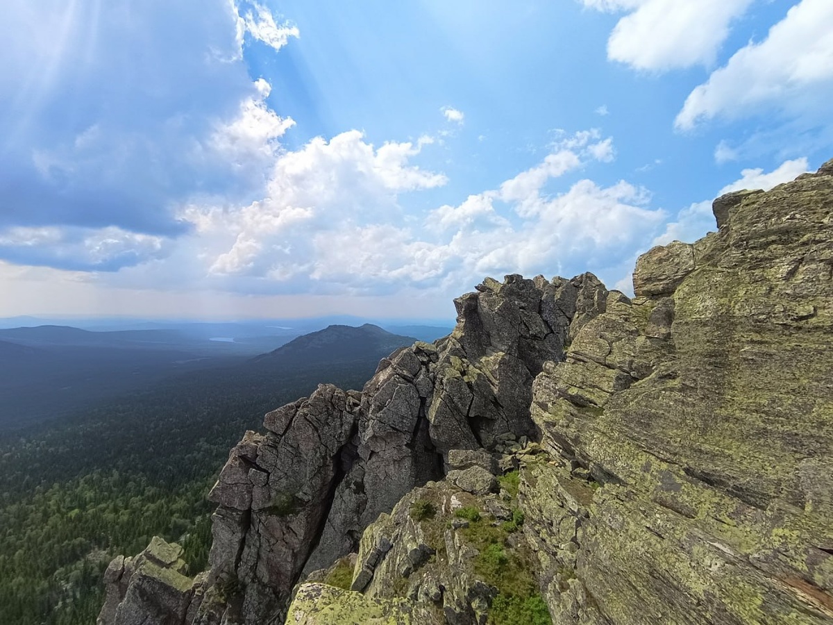 Легенда о Таганае и трёх сыновьях: как каменные великаны стали Уральскими хребтами