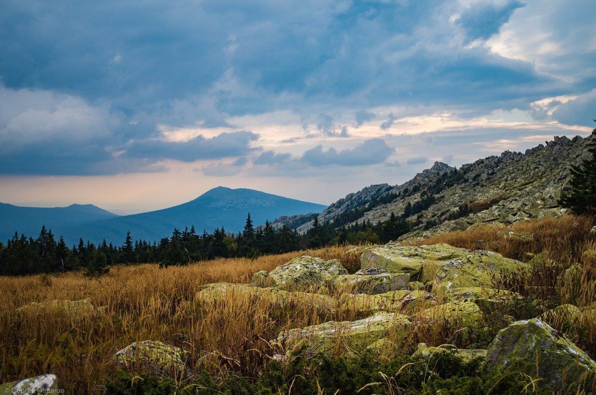 Легенда о Таганае и трёх сыновьях: как каменные великаны стали Уральскими хребтами