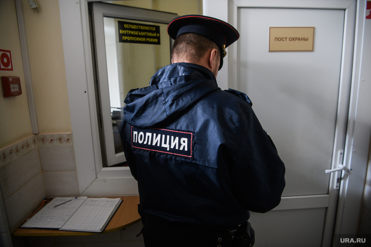 Полиция искала убийцу, но по горячим следам найти преступника не удалось. Фото: Илья Московец © URA.RU