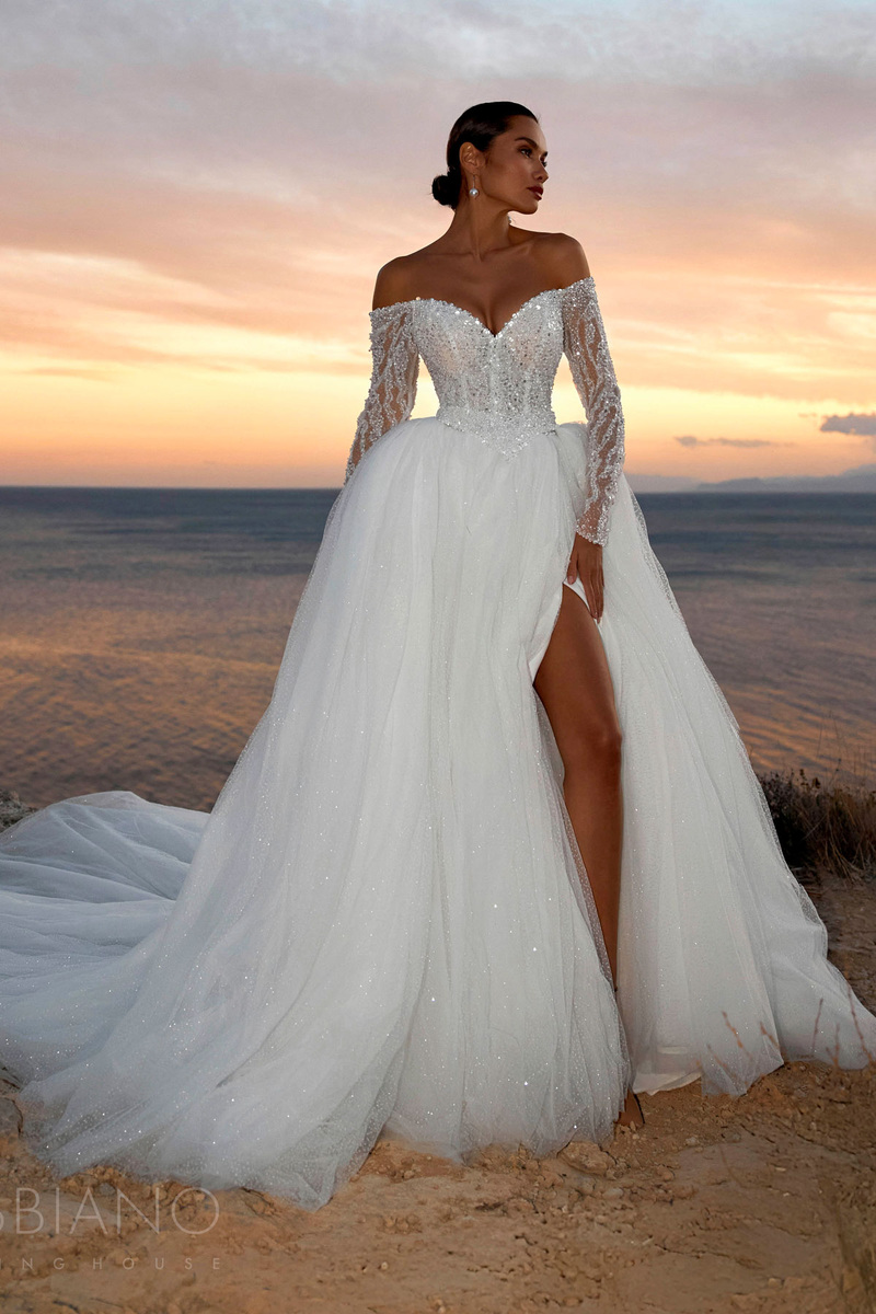 Роскошное свадебное платье Дасти от бренда Gabbiano